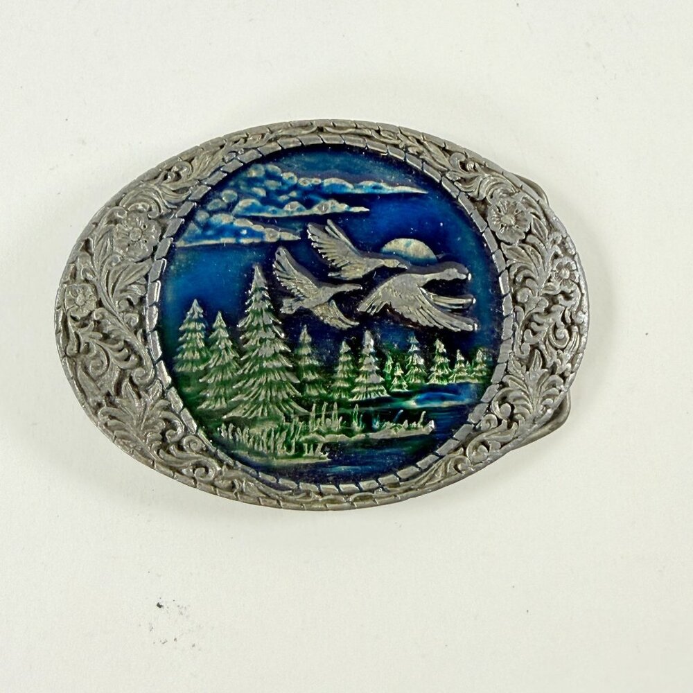 Vintage Wildlife Geese Belt Buckle Indiana Metal Craft 1982 Froz'n Color